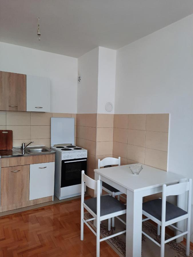 Apartment Jovovic Плужине Екстериор снимка